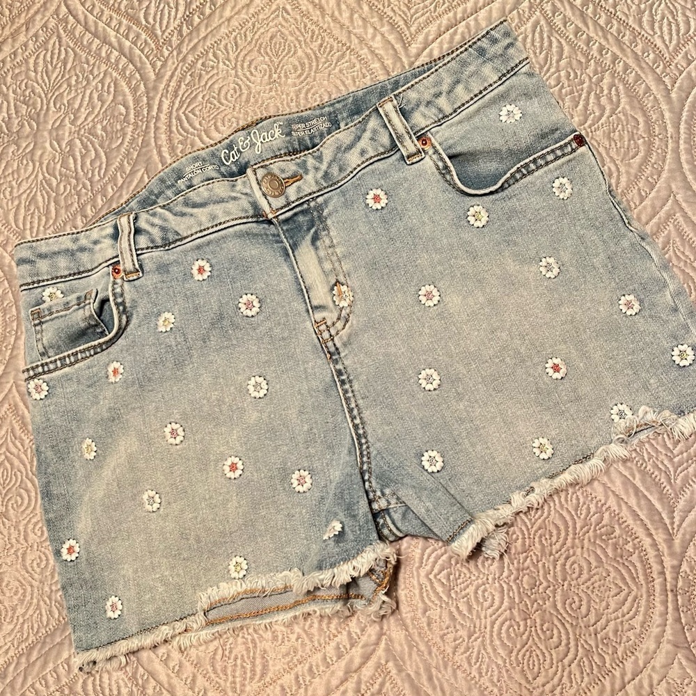 Cat & Jack denim shorts with embroidered flowers 5 pocket zip front shorts - Picture 2 of 4
